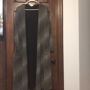 BNWOT Lularoe sarah cardigan